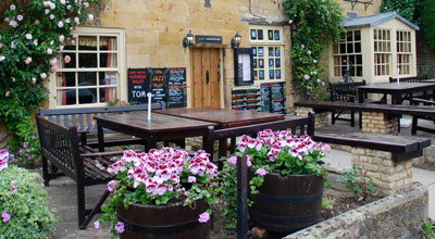 Inns in Broadway